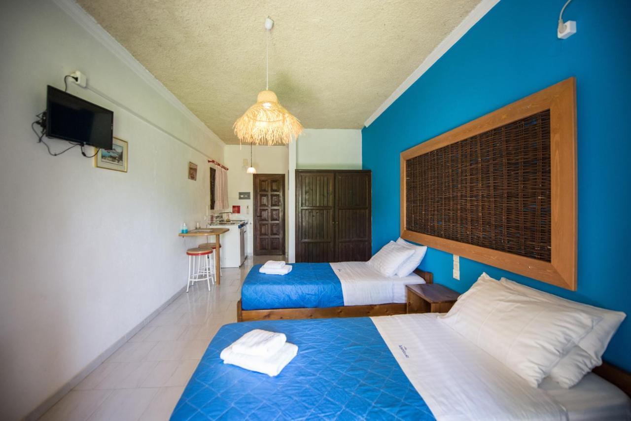 Villa Spyridoula Studios On The Beach Sidárion Dış mekan fotoğraf